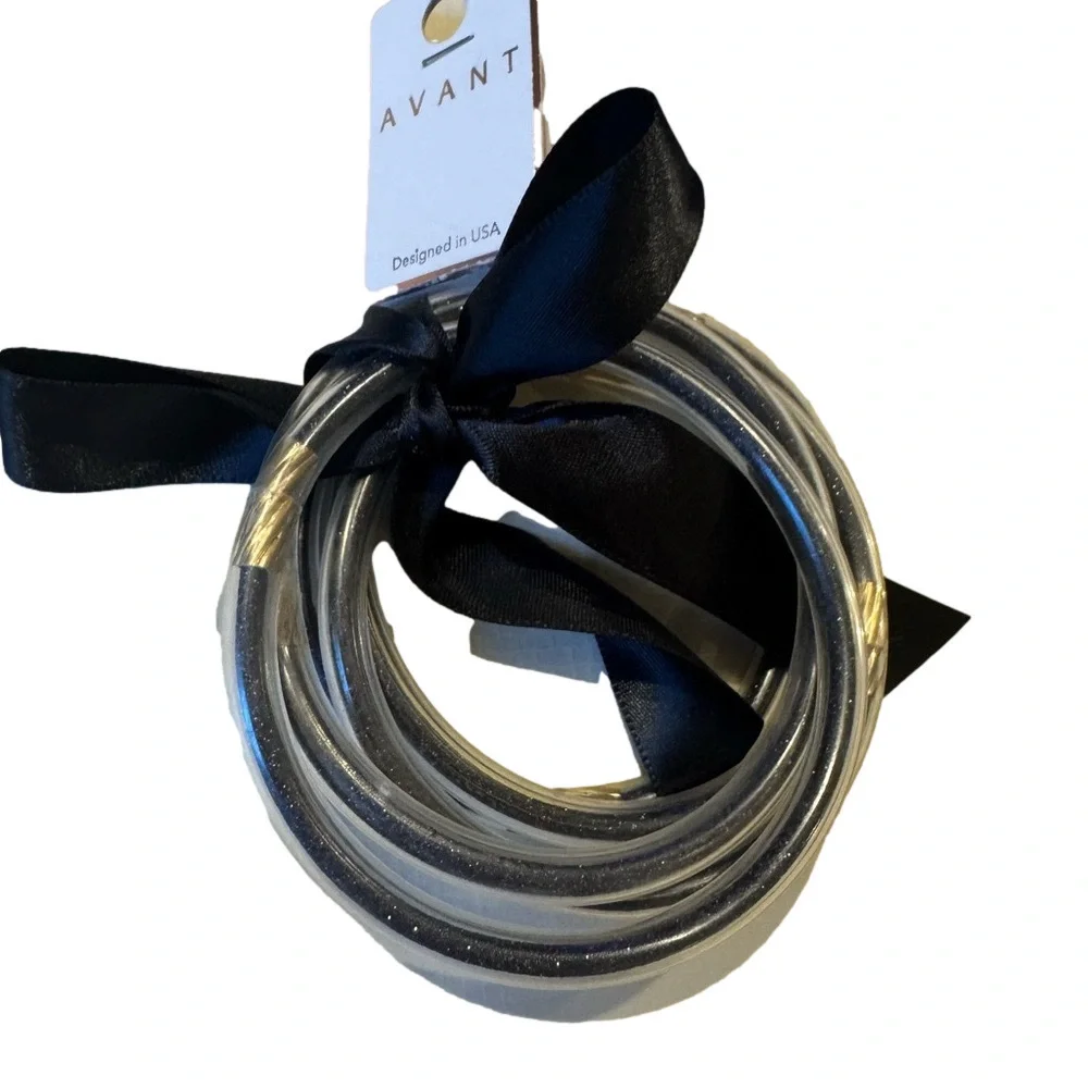 Avant Black and gold Bangles